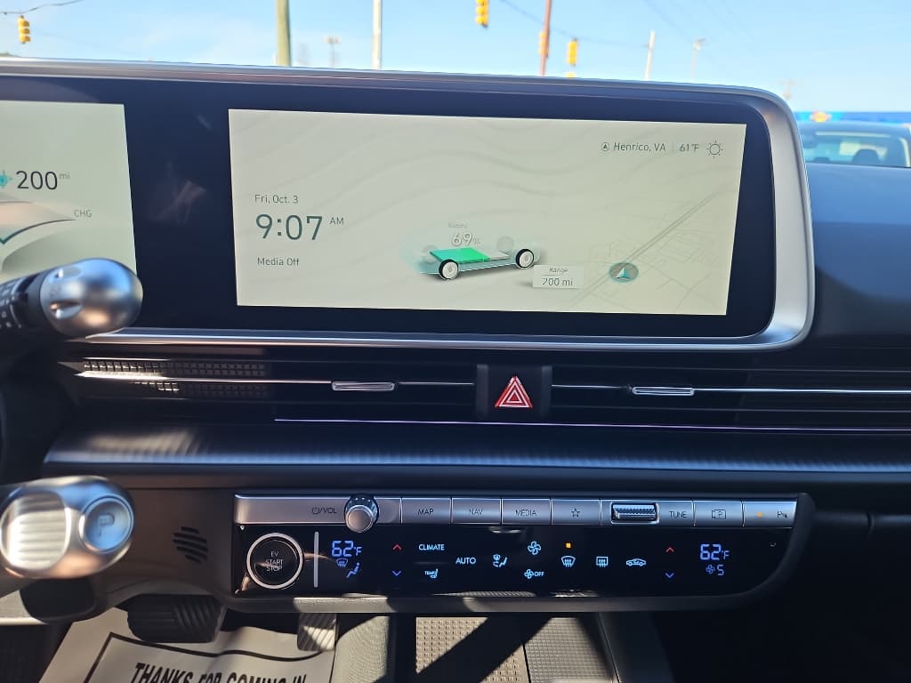 2023 Hyundai IONIQ 6 view 10