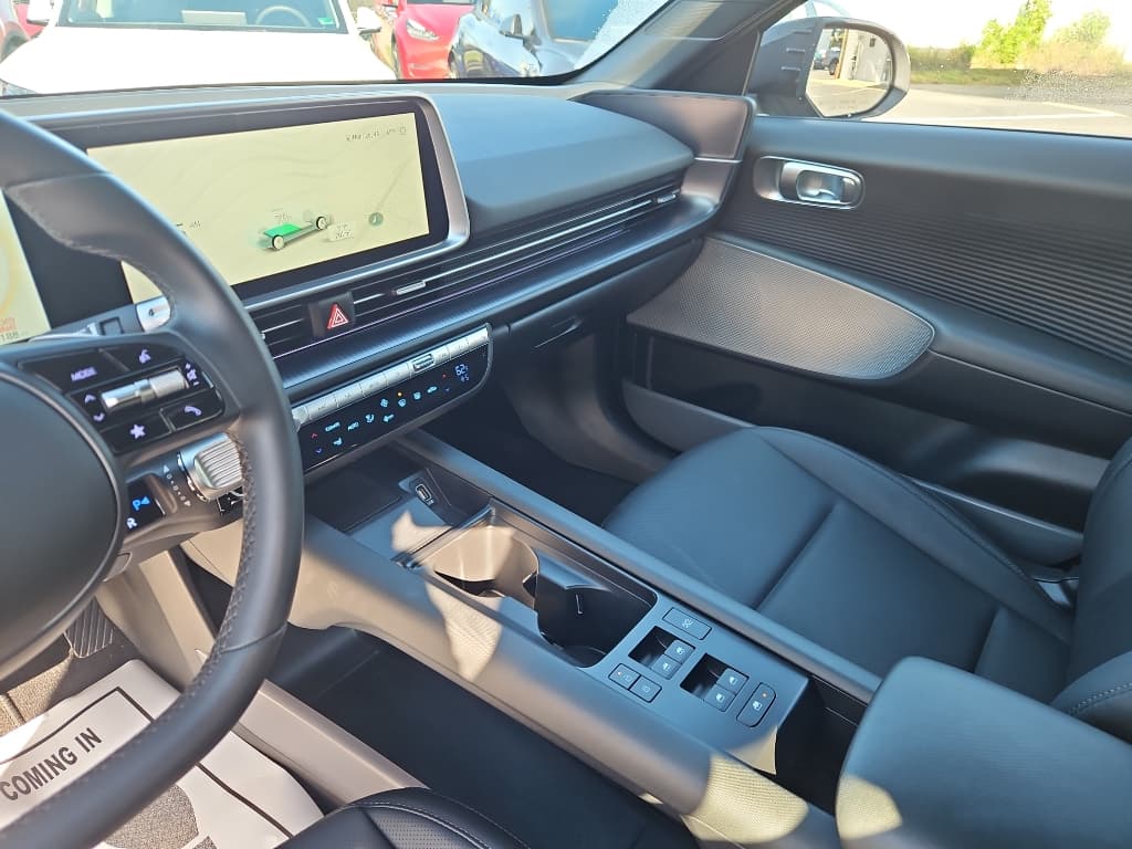 2023 Hyundai IONIQ 6 view 20