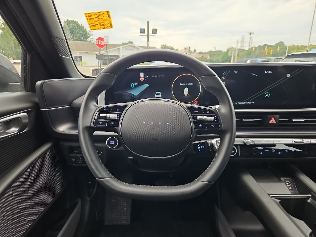 2023 Hyundai IONIQ 6 view 10