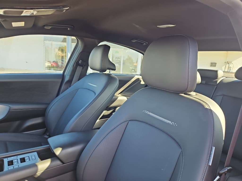 2023 Hyundai IONIQ 6 view 26