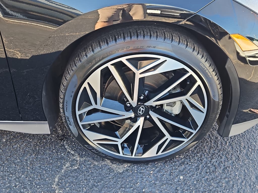 2023 Hyundai IONIQ 6 view 36