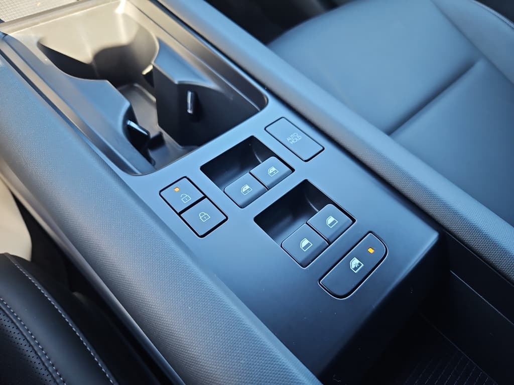 2023 Hyundai IONIQ 6 view 21