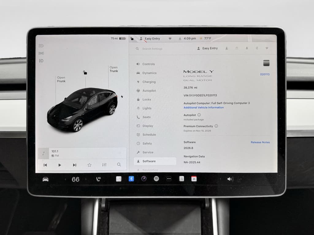 2020 Tesla Model Y view 11