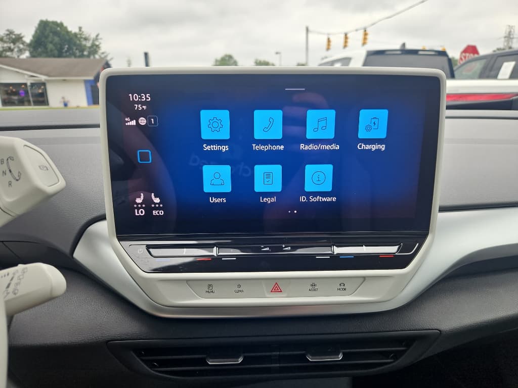 2021 Volkswagen ID.4 view 11