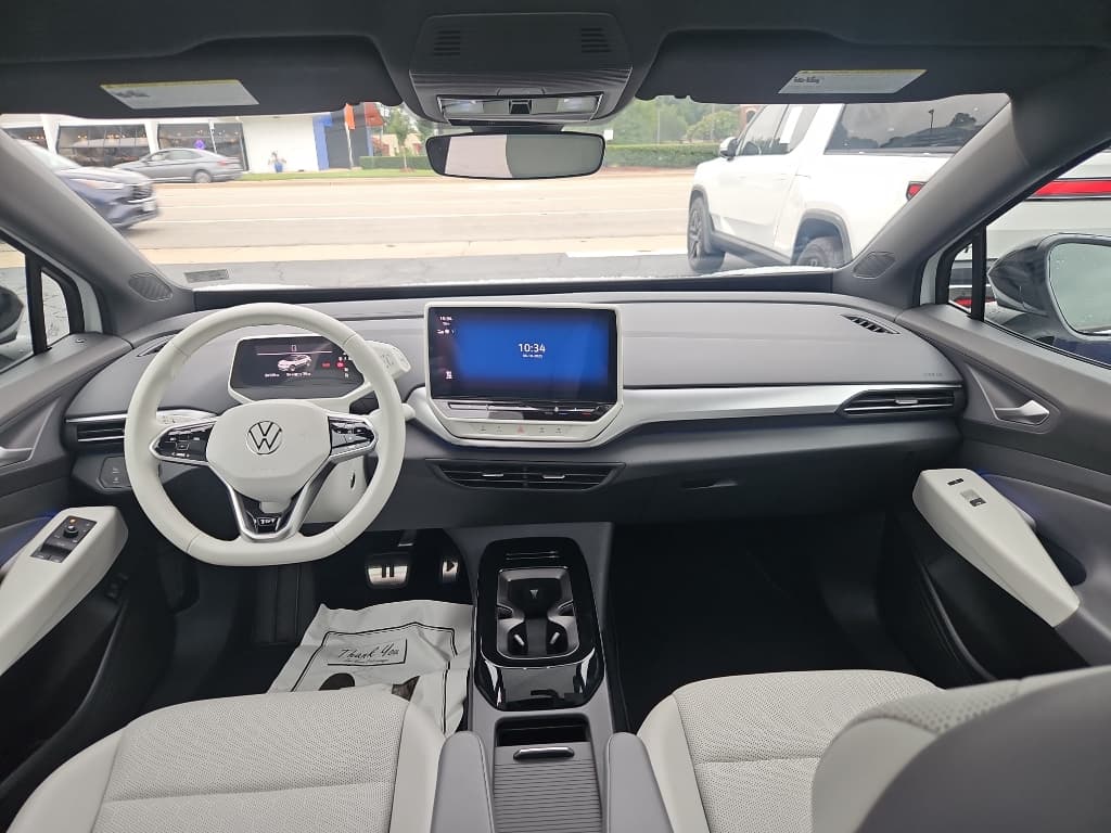 2021 Volkswagen ID.4 view 16