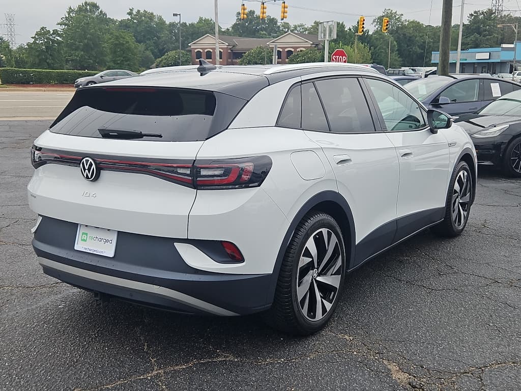 2021 Volkswagen ID.4 view 3