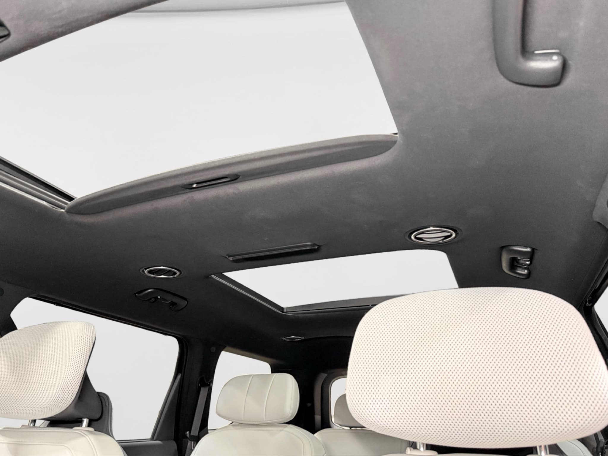 2024 Kia EV9 view 26