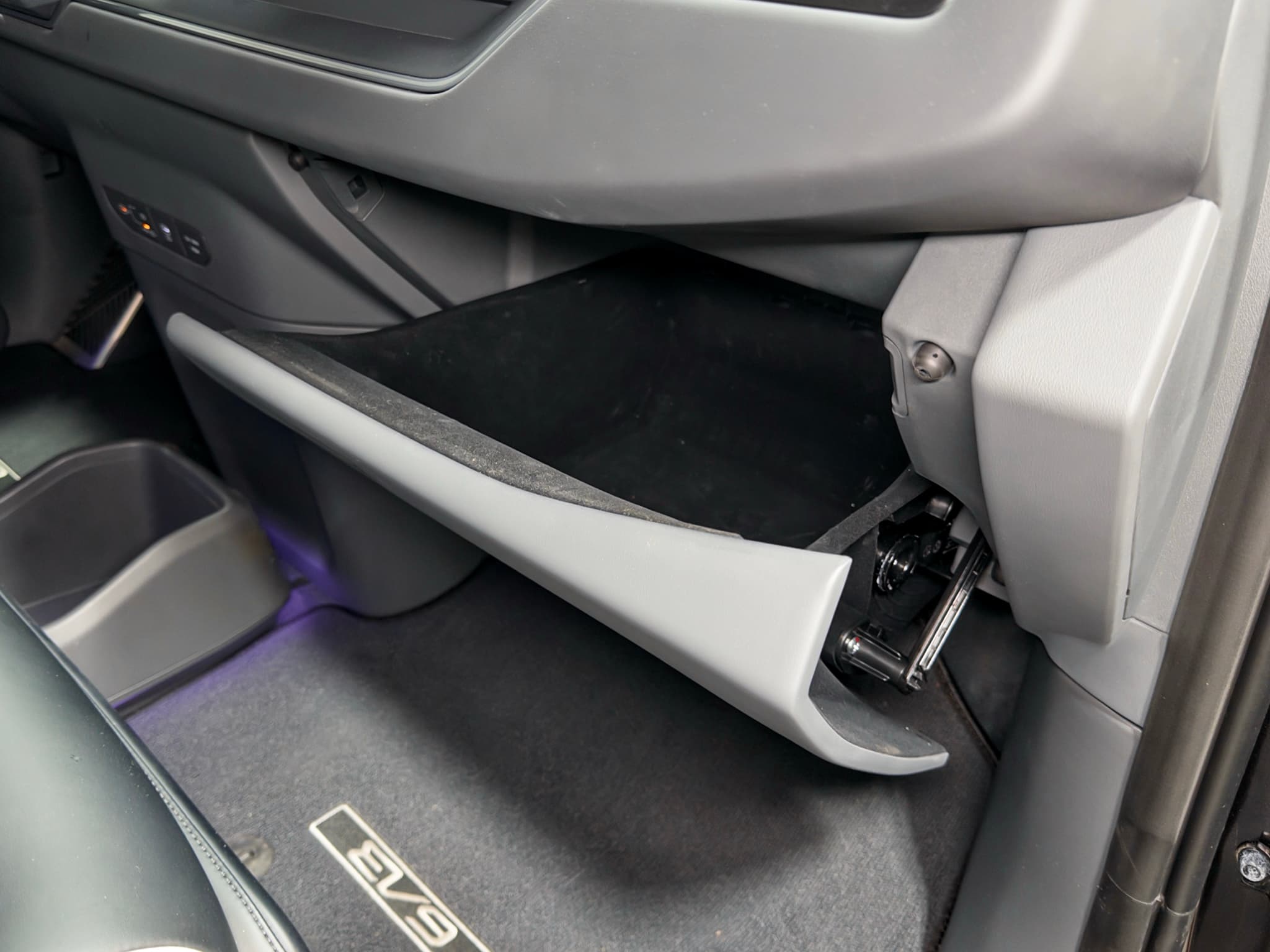 2024 Kia EV9 view 21