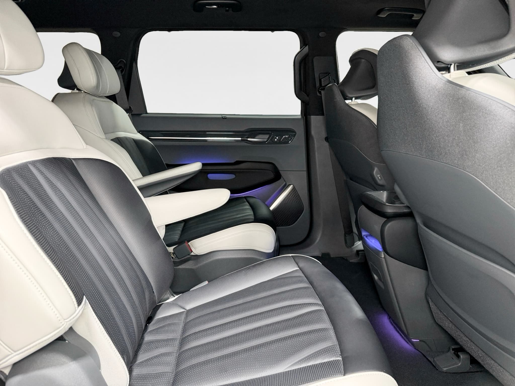 2024 Kia EV9 view 23