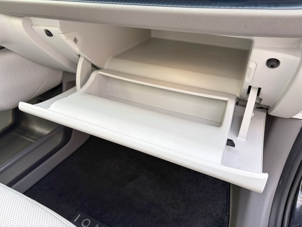 2023 Hyundai IONIQ 6 view 20