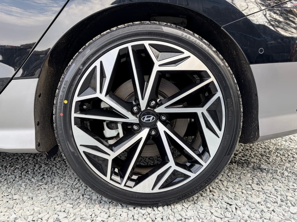 2023 Hyundai IONIQ 6 view 33