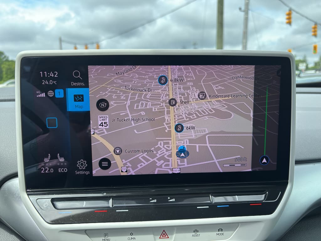 2021 Volkswagen ID.4 view 24