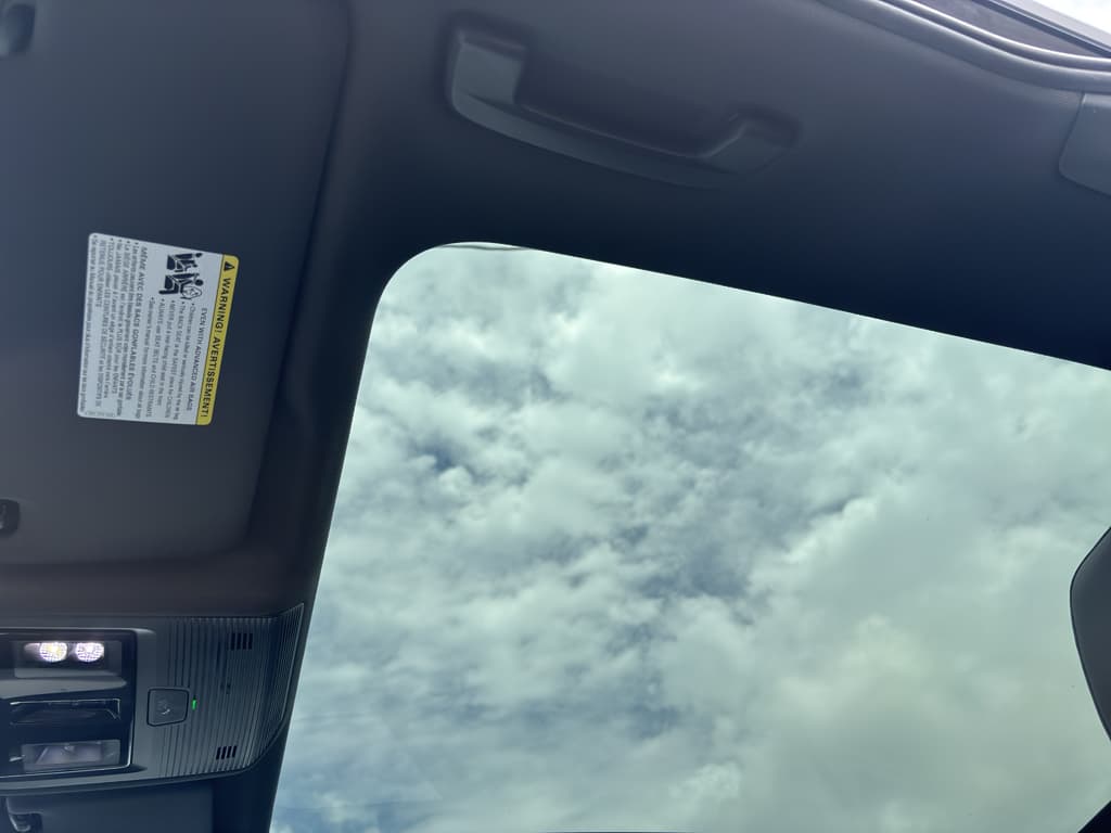 2021 Volkswagen ID.4 view 25