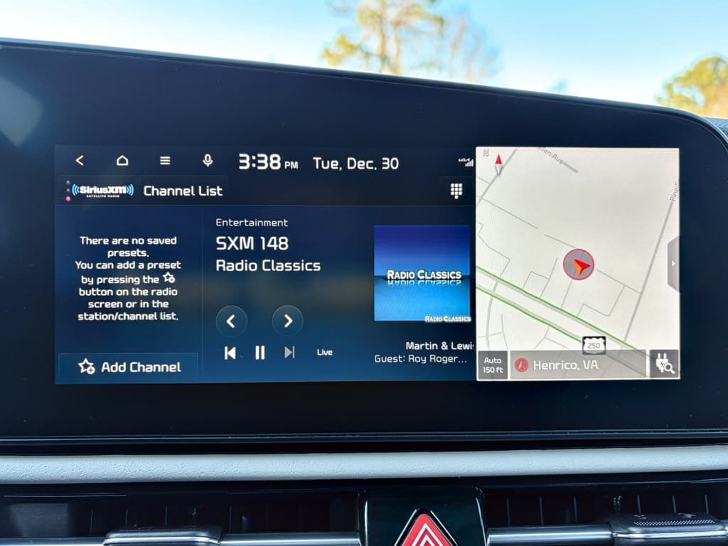 2023 Kia Niro EV view 11