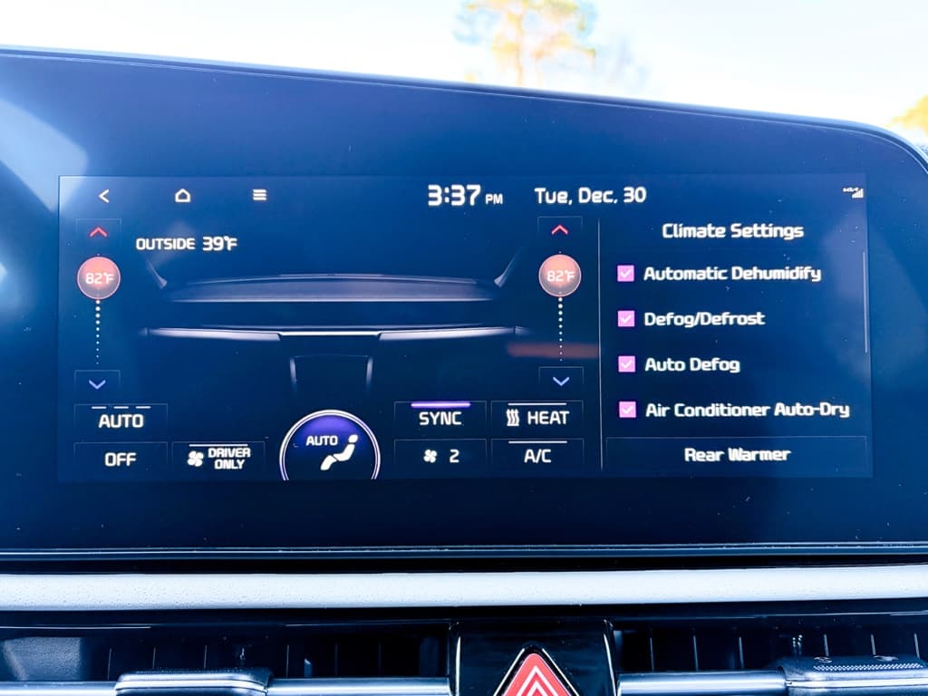 2023 Kia Niro EV view 12