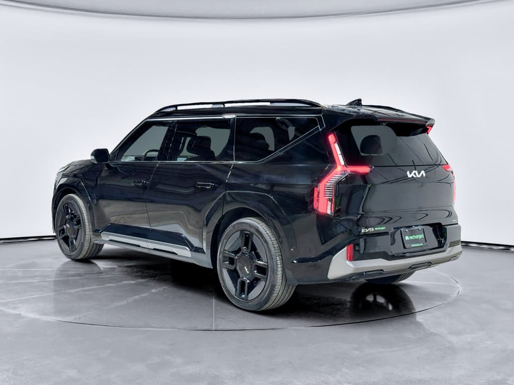 2024 Kia EV9 view 2