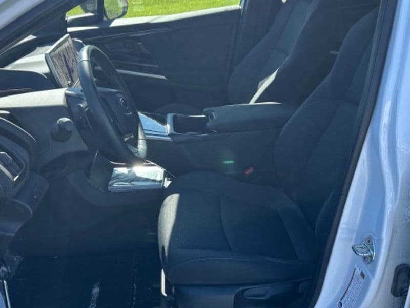 2023 Subaru Solterra view 5