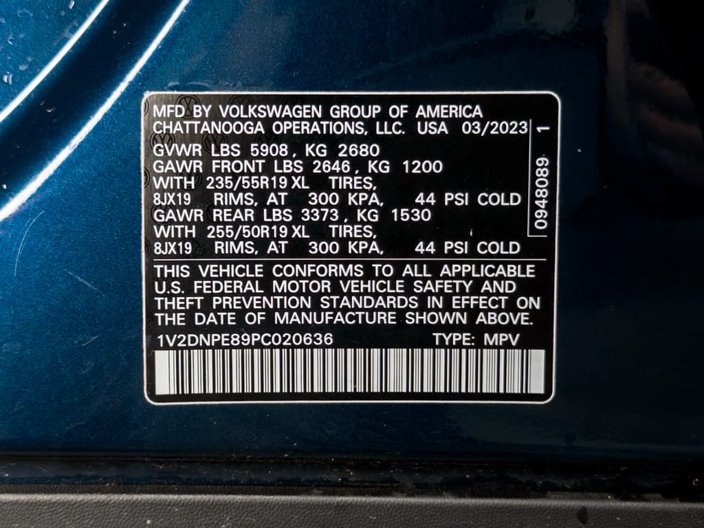 2023 Volkswagen ID.4 view 26