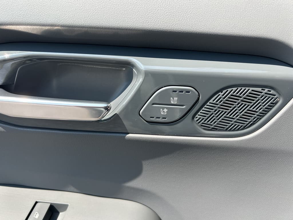 2024 Kia EV9 view 26