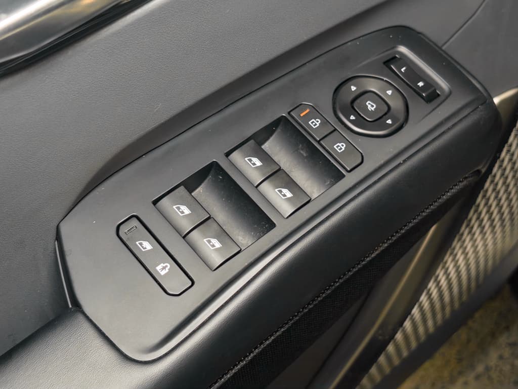2024 Kia EV9 view 7