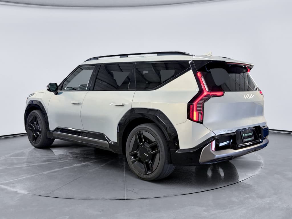 2024 Kia EV9 view 2