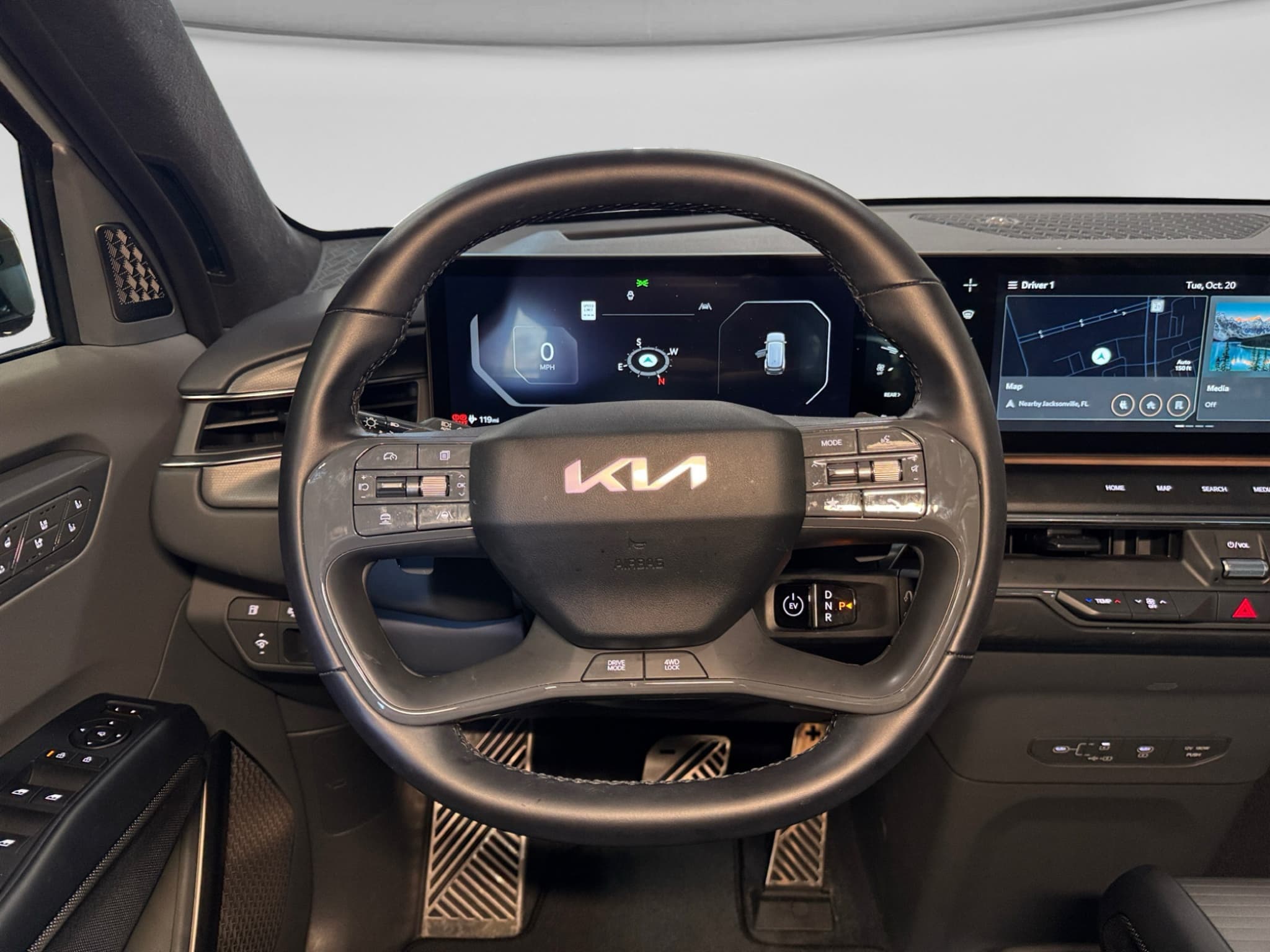 2024 Kia EV9 view 8