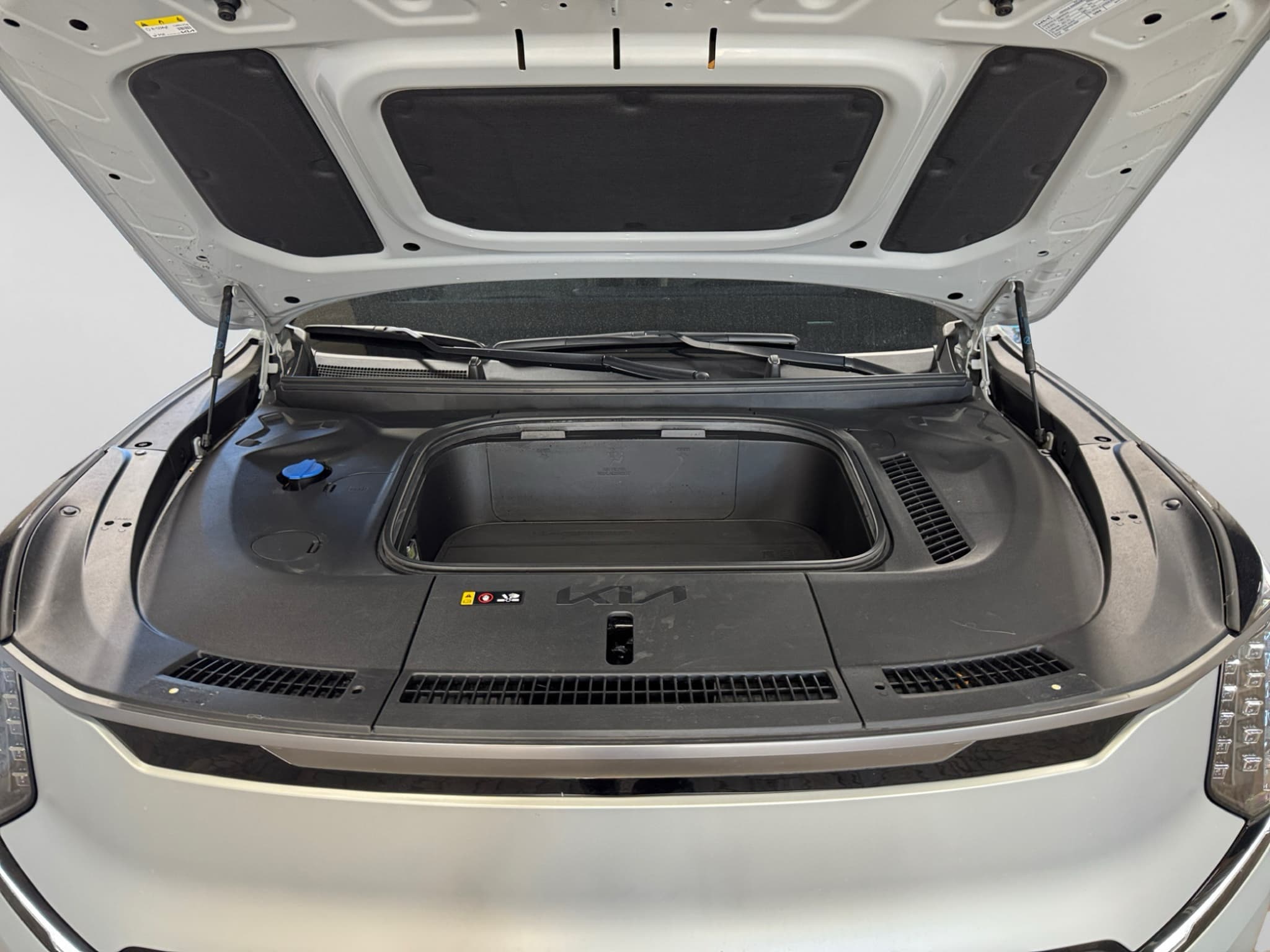 2024 Kia EV9 view 25
