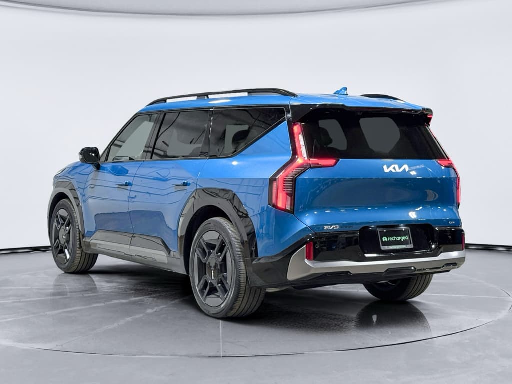 2024 Kia EV9 view 2