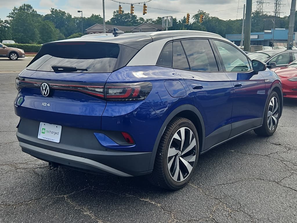 2021 Volkswagen ID.4 view 3
