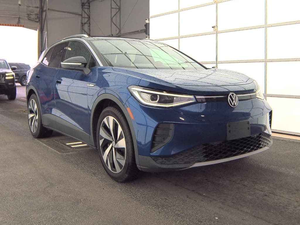 2021 Volkswagen ID.4 view 3