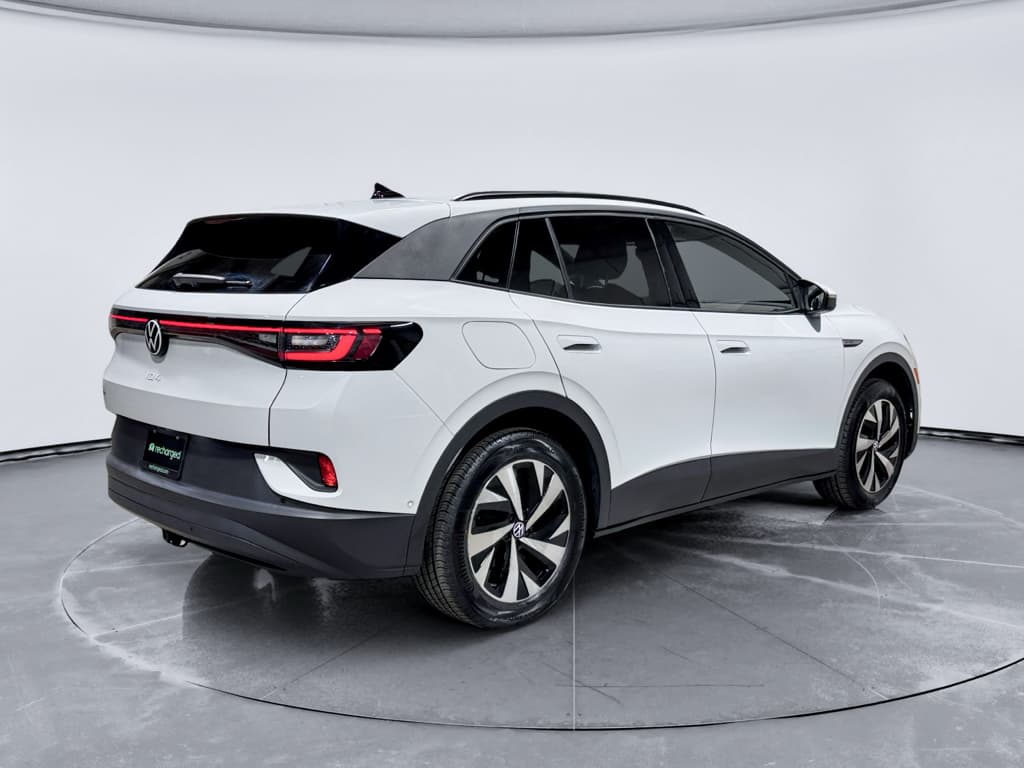 2023 Volkswagen ID.4 view 3