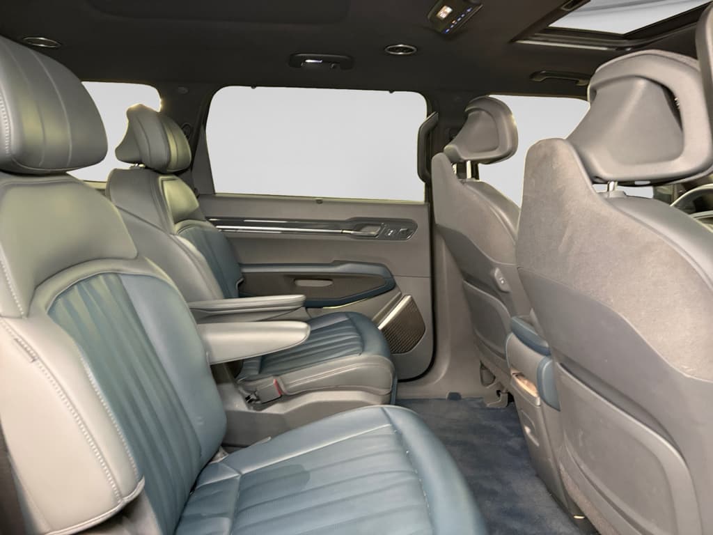 2024 Kia EV9 view 23