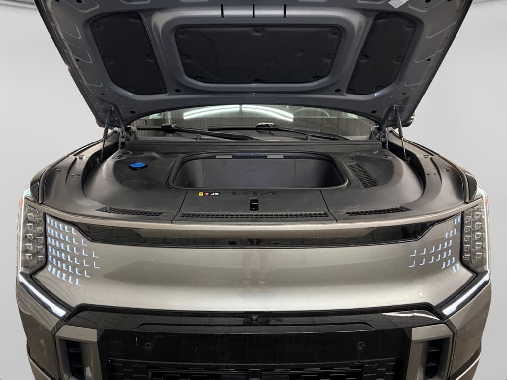 2024 Kia EV9 view 27