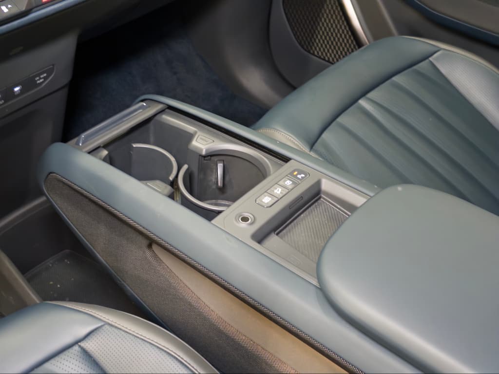 2024 Kia EV9 view 20