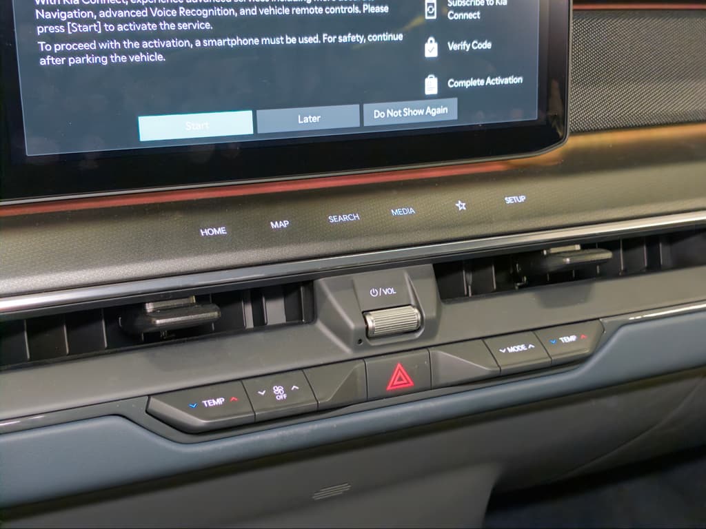 2024 Kia EV9 view 16