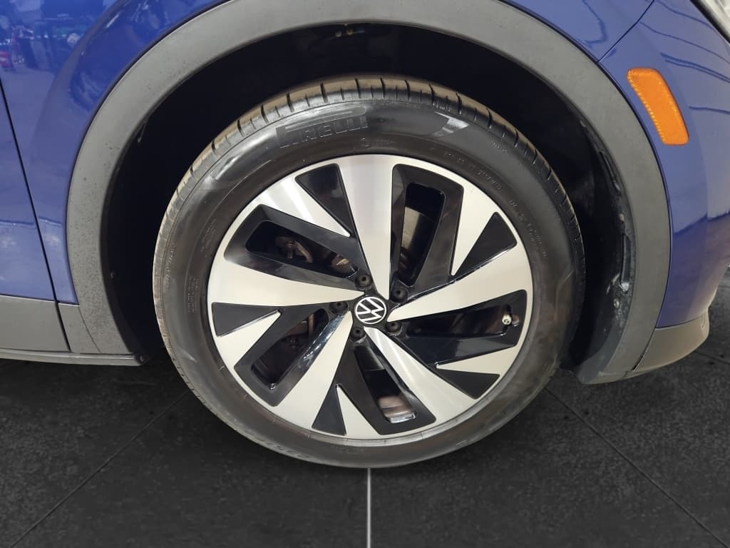 2021 Volkswagen ID.4 view 30