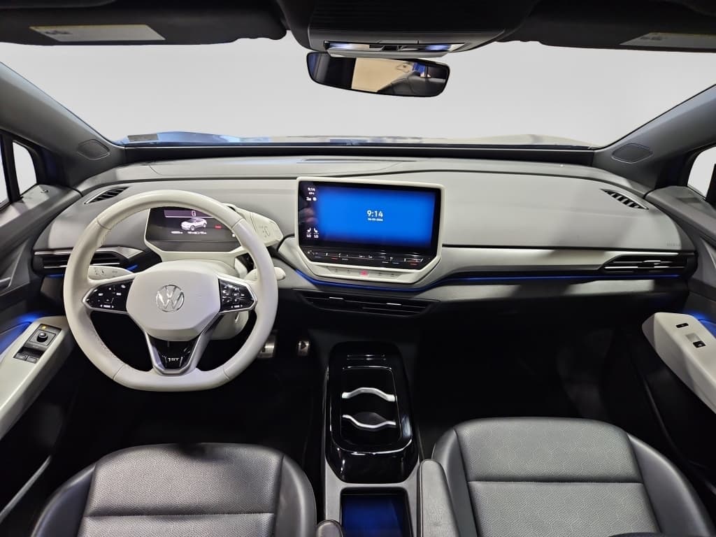 2021 Volkswagen ID.4 view 17