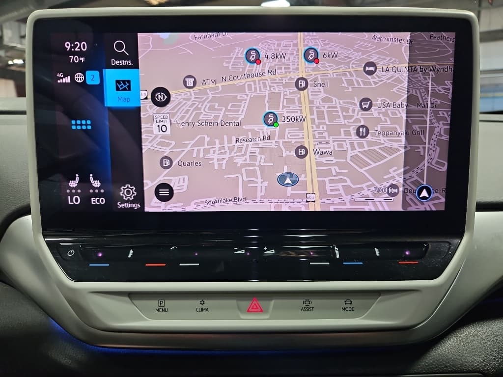 2021 Volkswagen ID.4 view 11