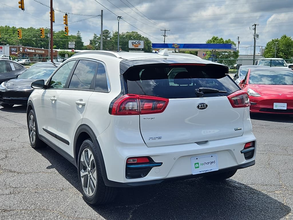 2019 Kia Niro EV view 2