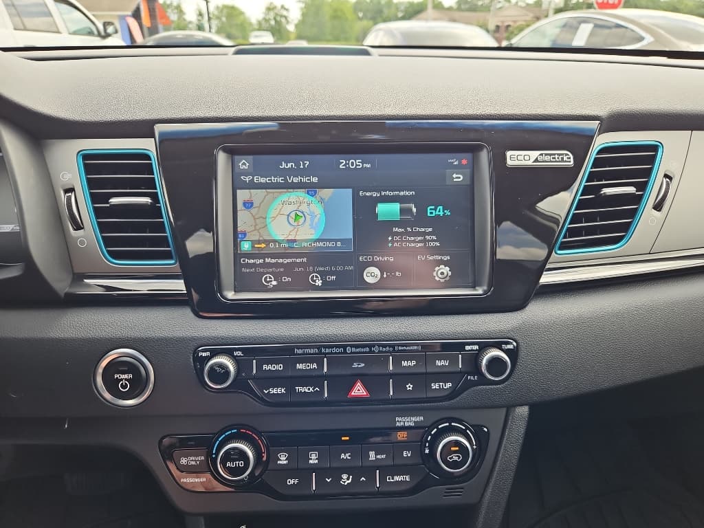 2019 Kia Niro EV view 13