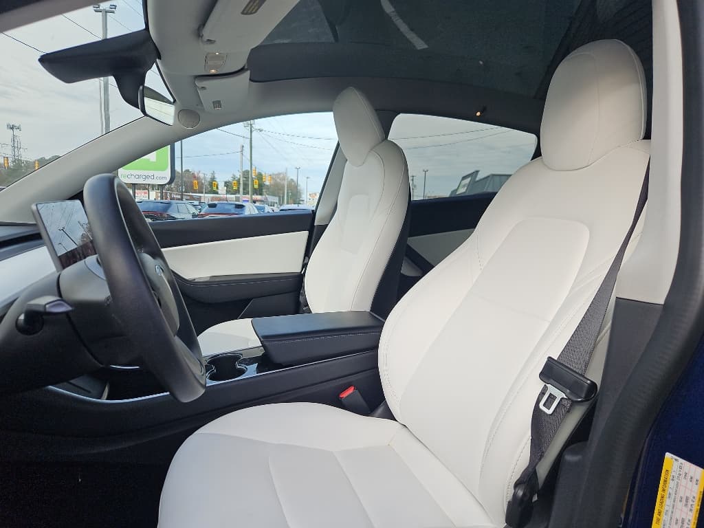 2020 Tesla Model Y view 6