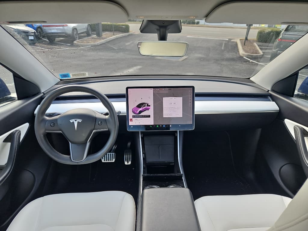 2020 Tesla Model Y view 8