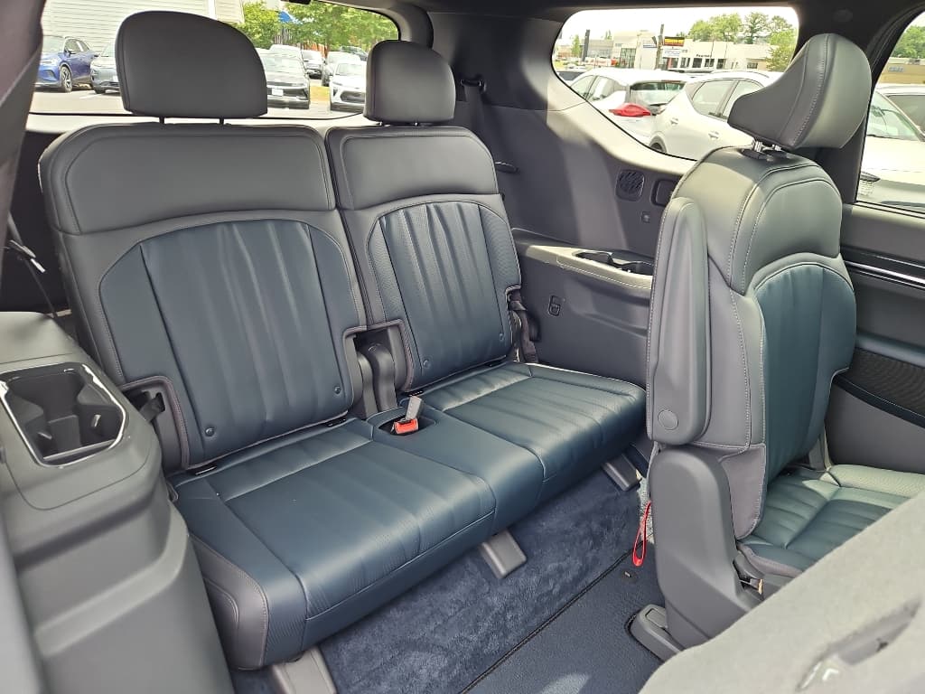2024 Kia EV9 view 29