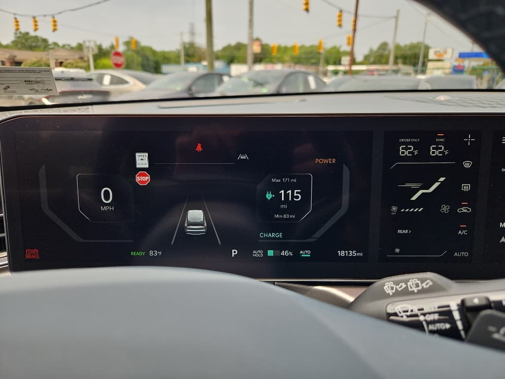 2024 Kia EV9 view 8