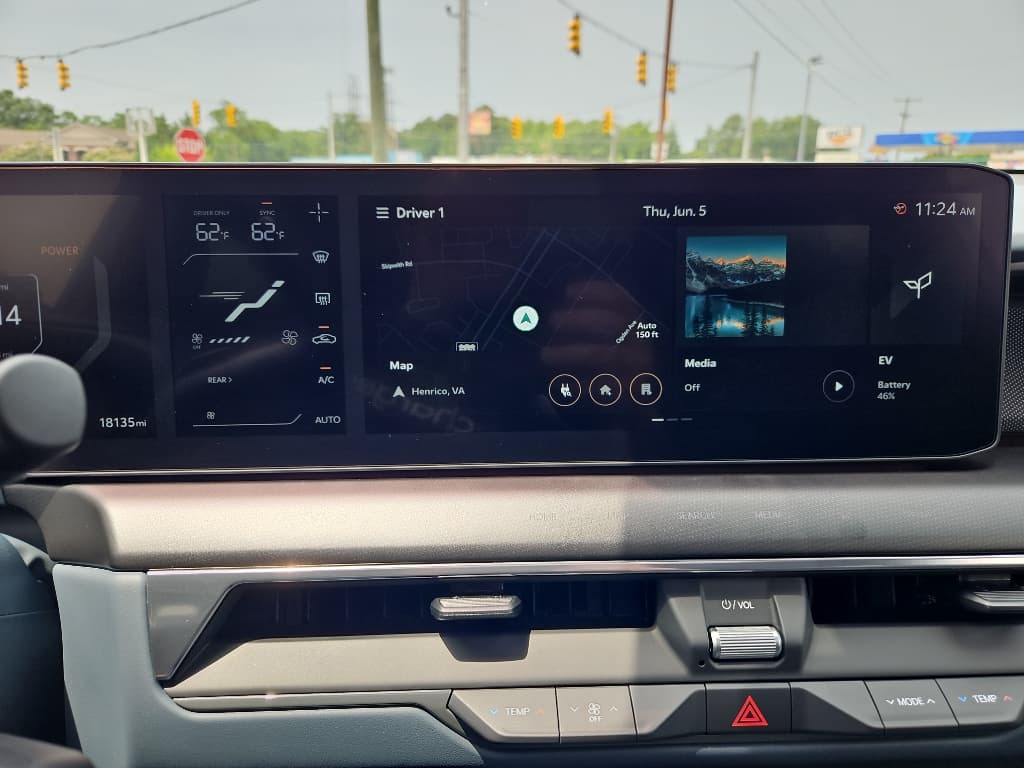 2024 Kia EV9 view 16