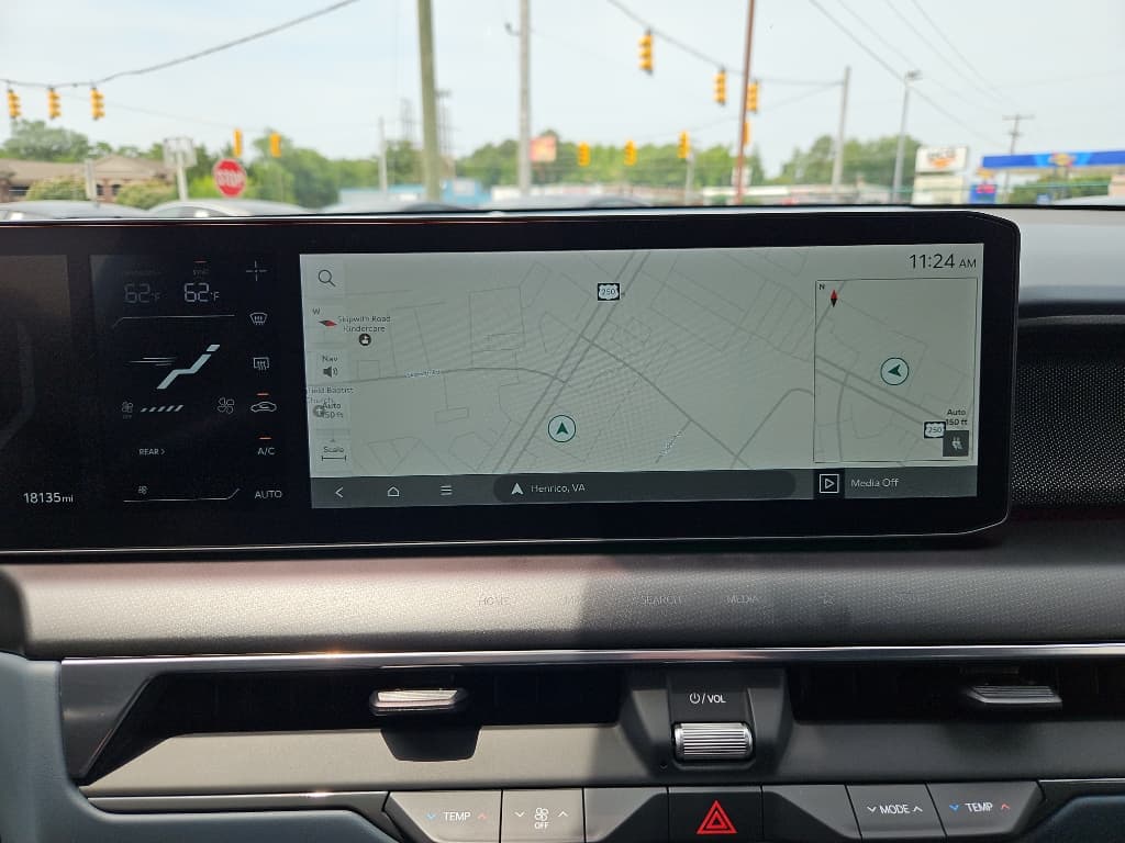 2024 Kia EV9 view 17