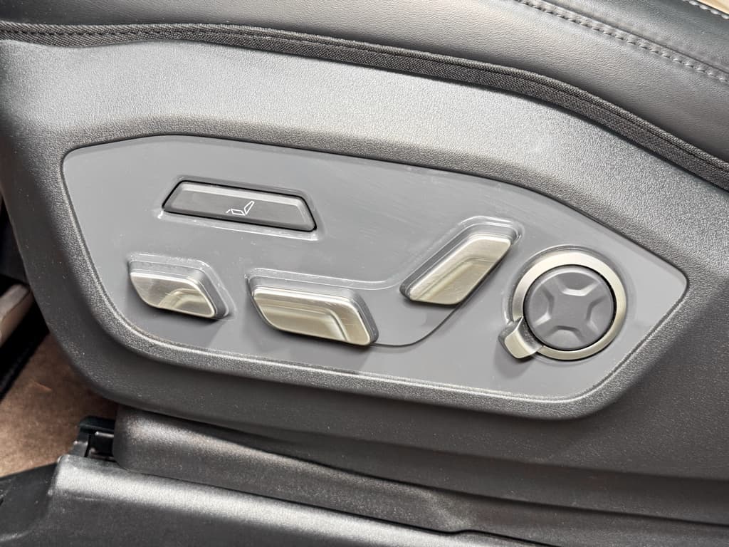 2024 Kia EV9 view 7