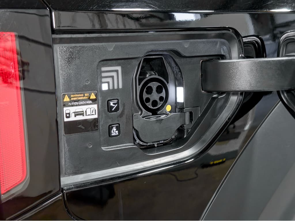 2024 Kia EV9 view 5