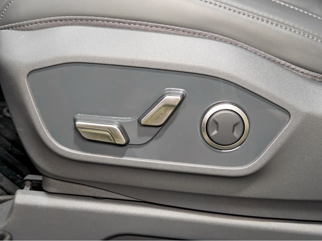 2024 Kia EV9 view 7