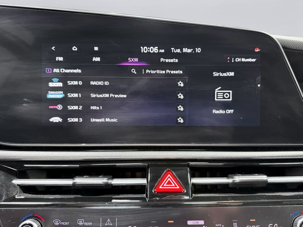 2023 Kia Niro EV view 13